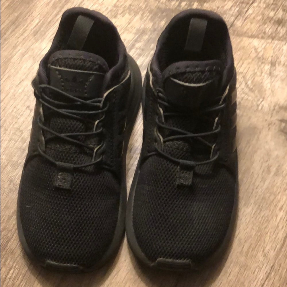 Black toddler adidas